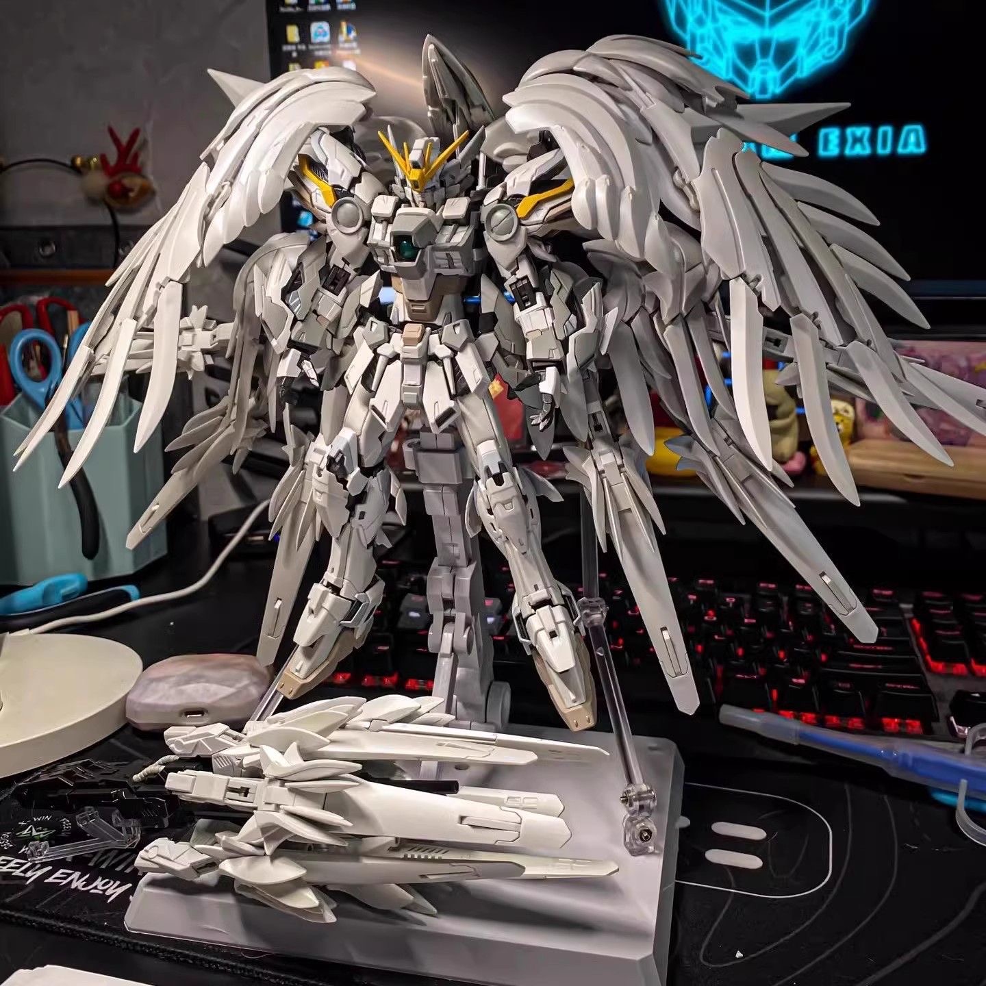 In Stock Daban 8827 Wing Zero  - đánh giá và giá Model Kit Third Party
