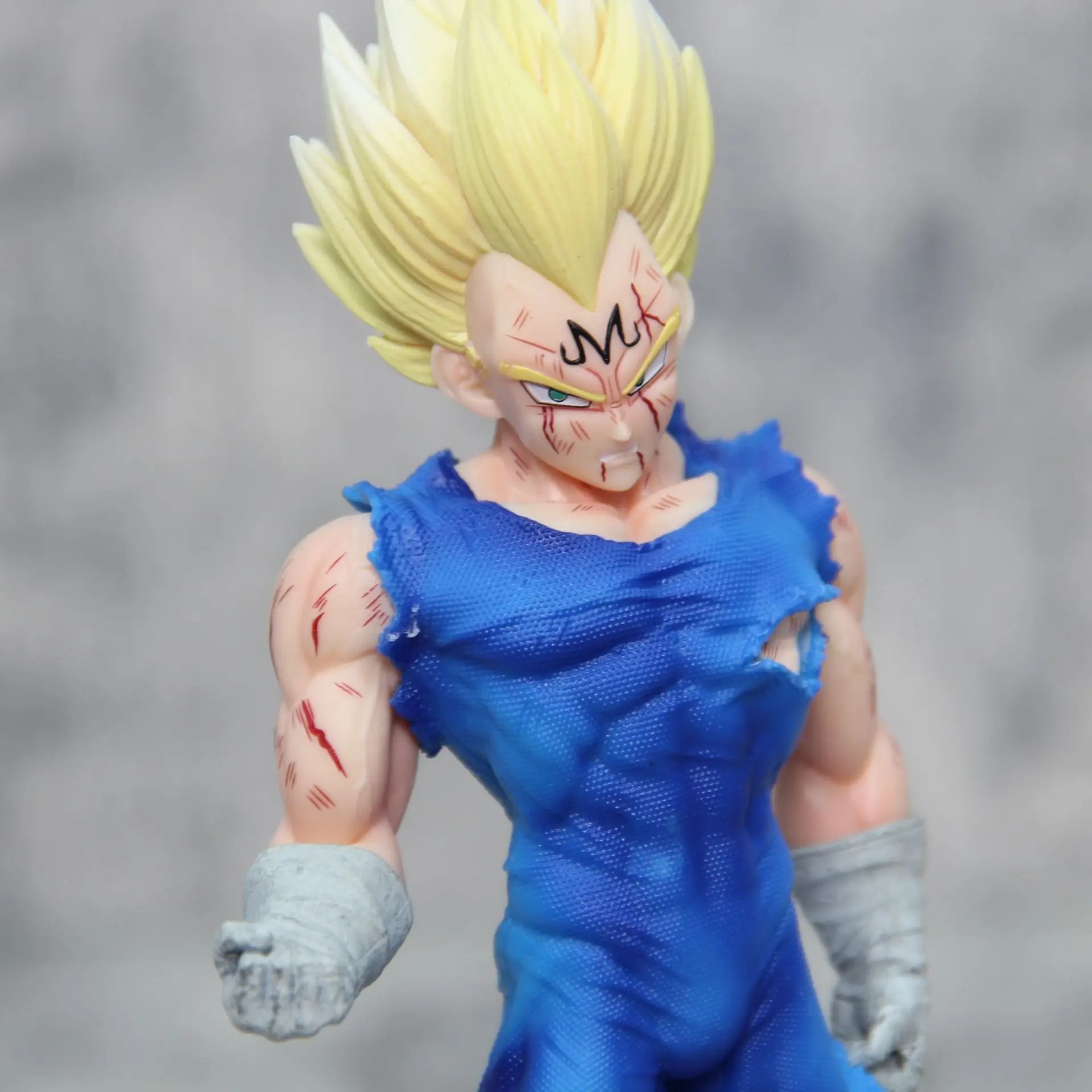 20cm Anime Dragon Ball Figure  - đánh giá và giá Model Kit Vegito