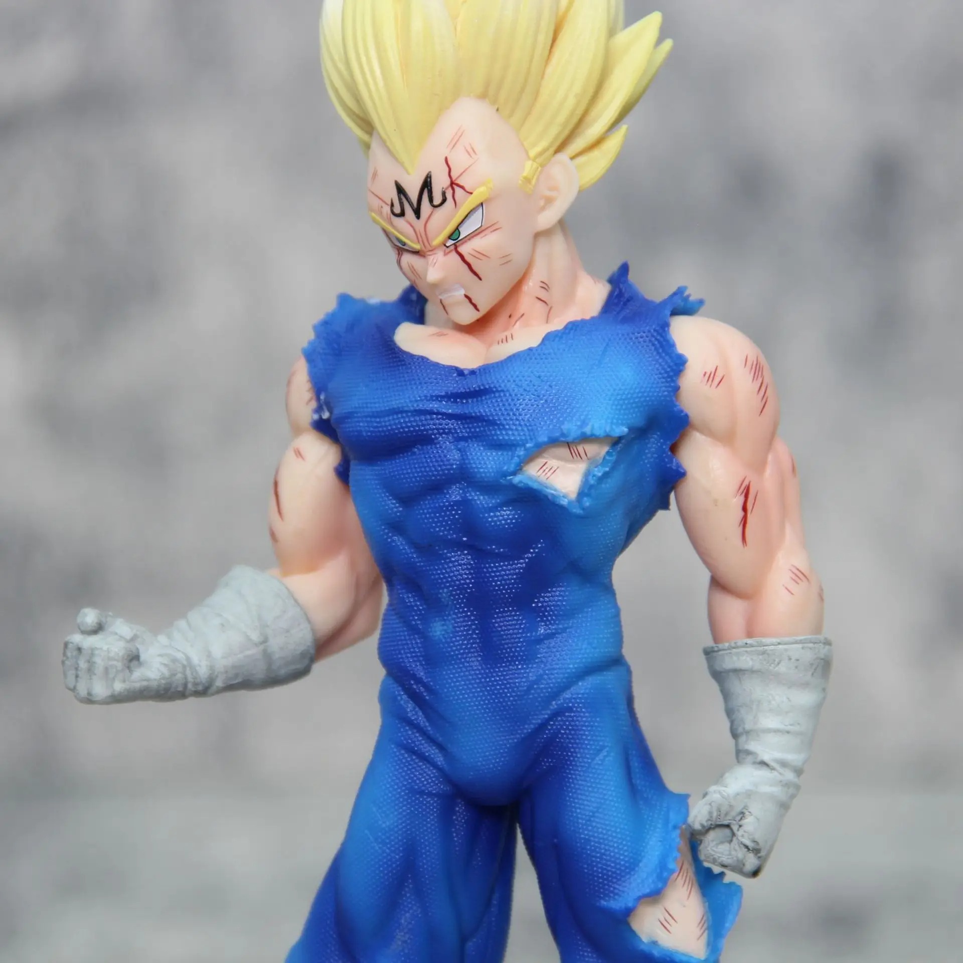 20cm Anime Dragon Ball Figure  - đánh giá và giá Model Kit Vegito