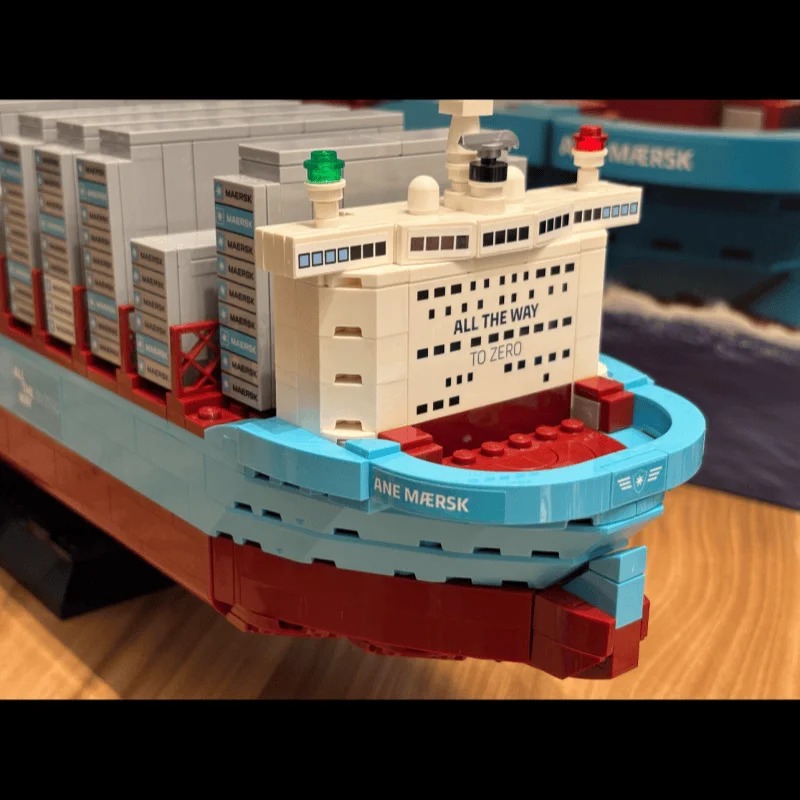 New 2026 Dual-Fuel Container V - đánh giá và giá Model Kit Companies